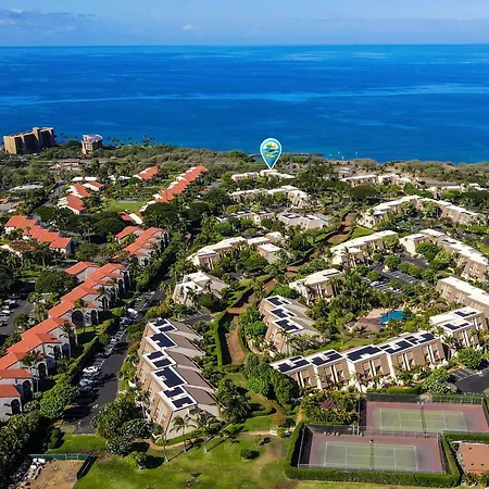 Maui Kamaole A-206 - Prime Location, Stunning Renovation, Large Lanai, Split Ac! Vila